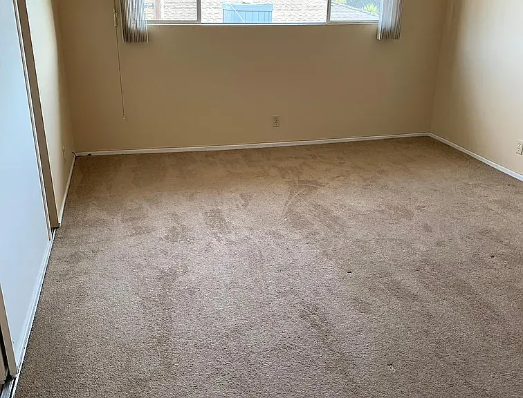 The Lewis — Photo 14