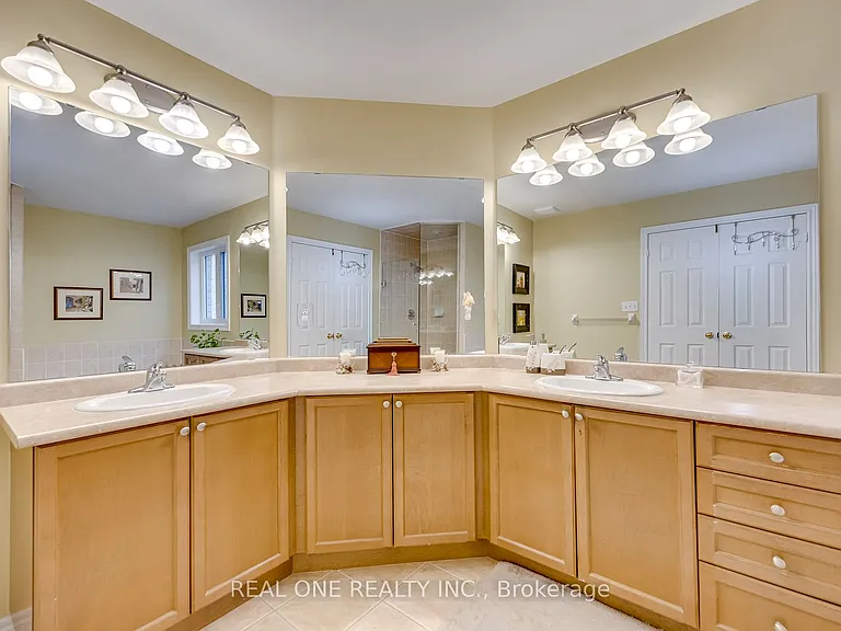 1126 Woodington Ln — Photo 30