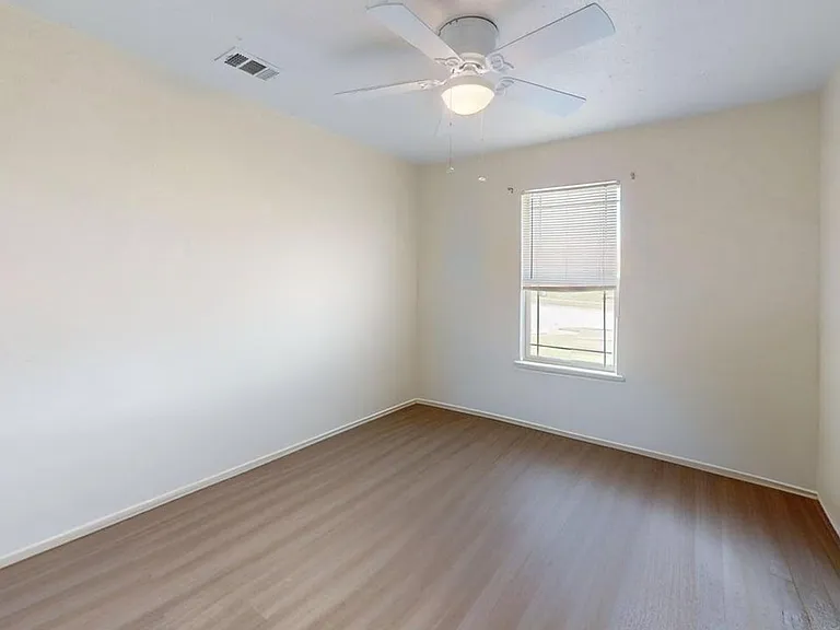 2703 Tara Dr — Photo 27