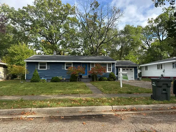 1324 Eastwood Dr, Muskegon, MI 49442