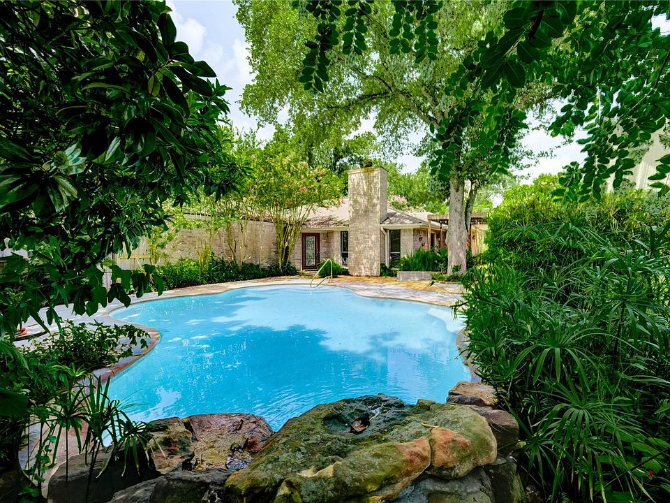 1st image of 3831 Wood Stone Walk Dr
