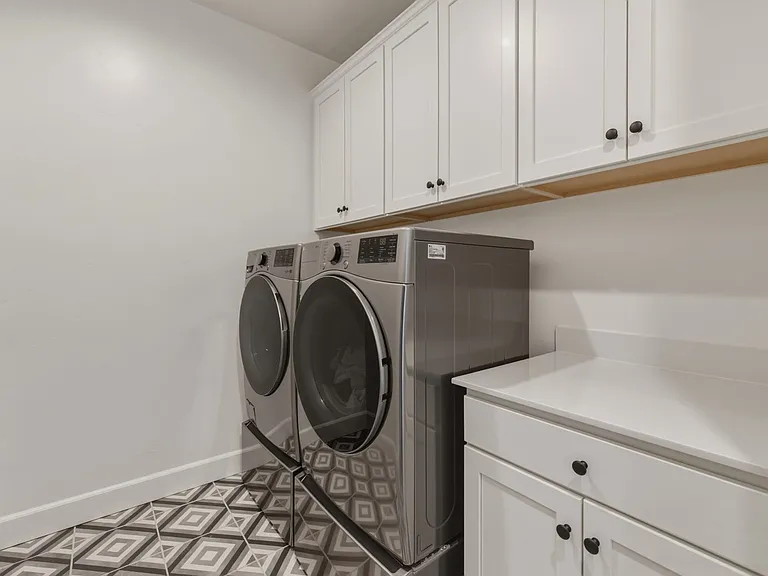 4065 Maddy Ave — Photo 26