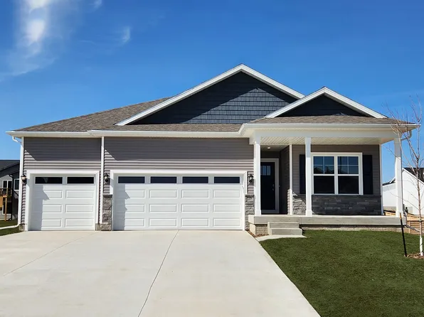 1111 2nd St NE, Altoona, IA 50009