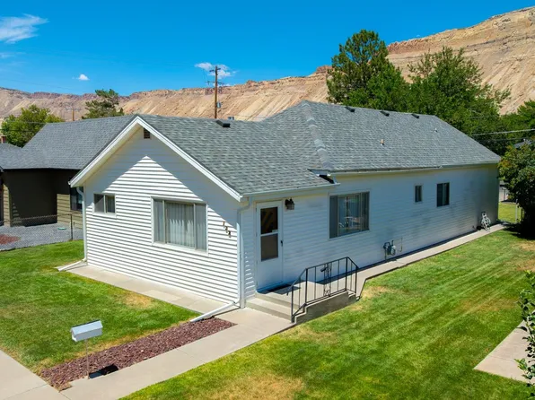 132 W 4th St, Palisade, CO 81526