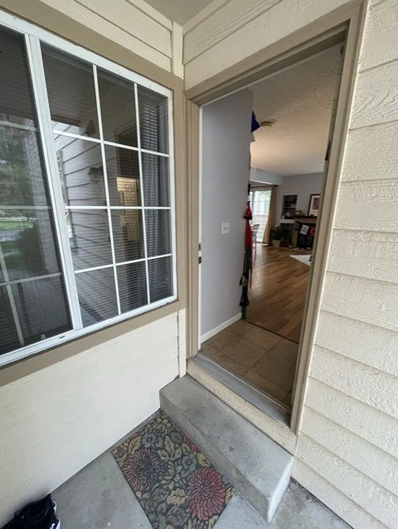 Charming 2 Bedroom Condo in Boulder's Powderhorn Community — Photo 3