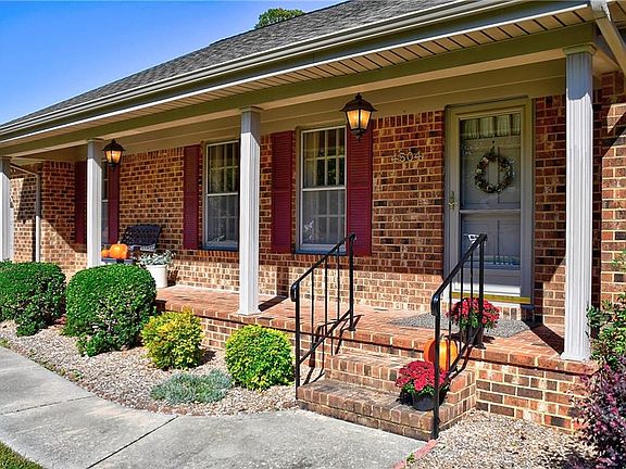 4th image of 4504 Old English Cir