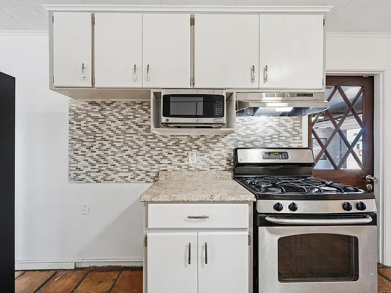 8639 E Virginia Ave — Photo 6