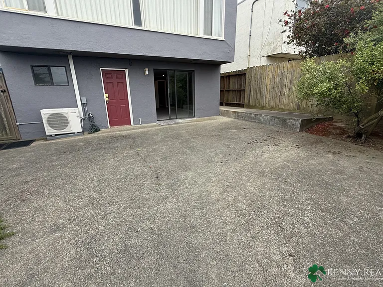 72 Crestview Ave #B — Photo 10