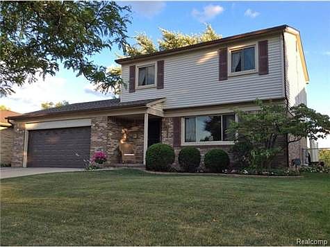Front of this beautiful property