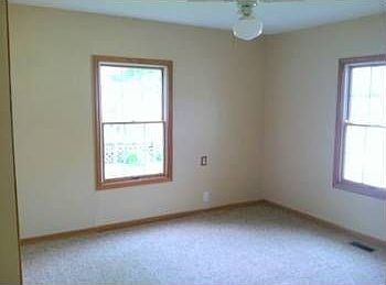 3rd image of 388 N Miley Dr