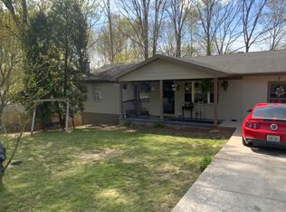 365 Pig Skin Rd, Stearns, KY 42647