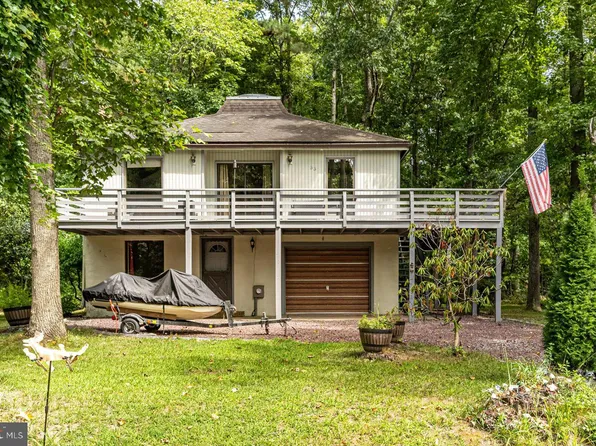 33 Newport Dr, Ocean Pines, MD 21811