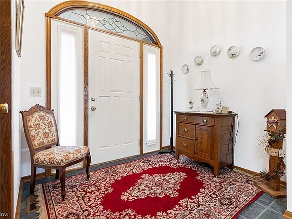 4th image of 702 Joel Cir