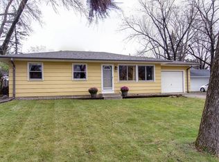 2613 Valley View Pl, White Bear Lake, MN 55110