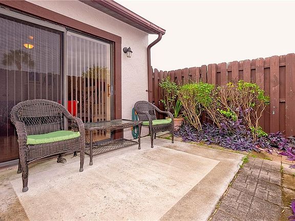 4th image of 8979 Somerset Blvd