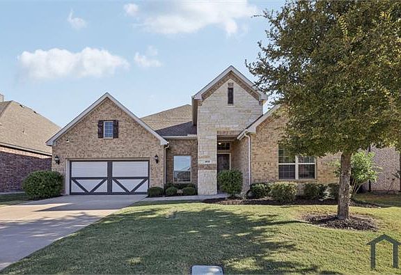 2nd image of 1656 Pegasus Dr