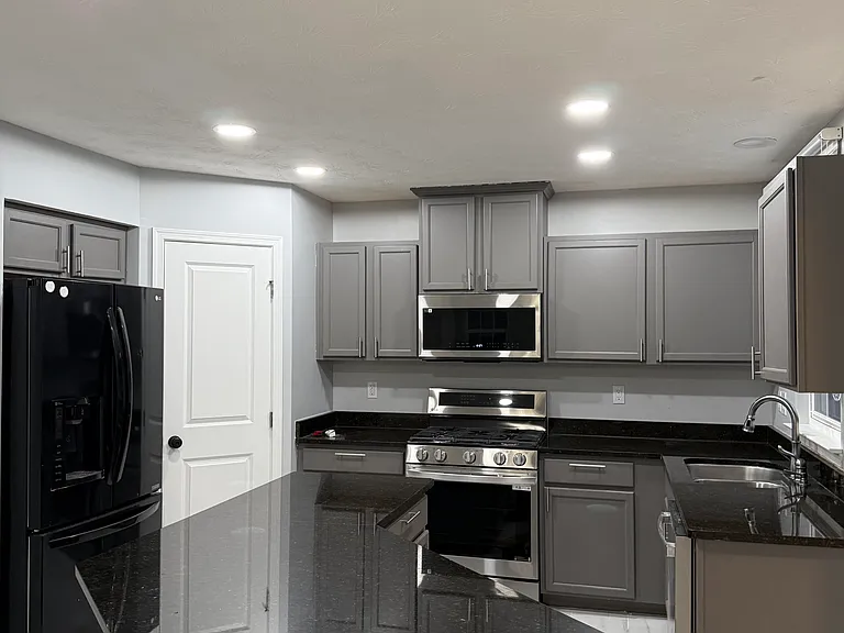 1570 Cedar Creek Dr — Photo 12