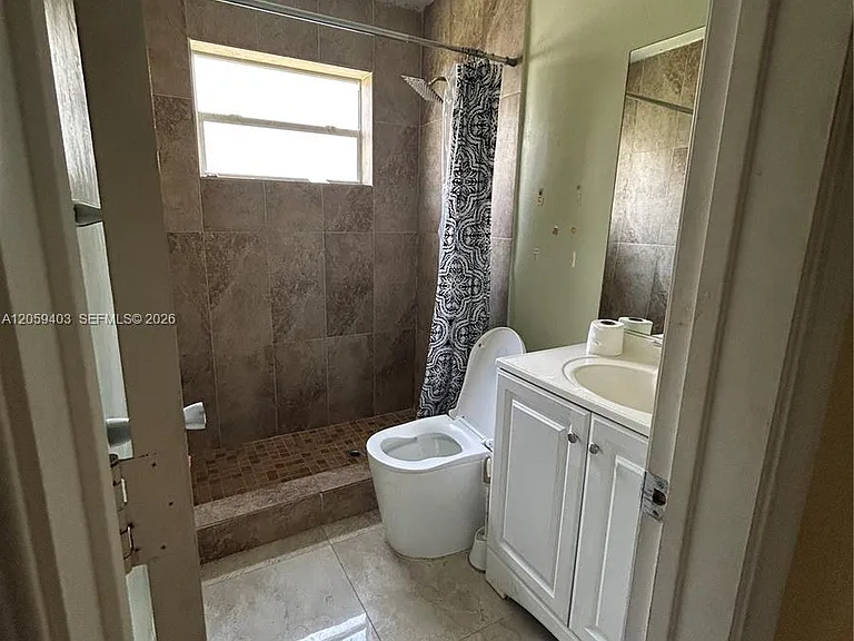 5710 NW 64th Way — Photo 8
