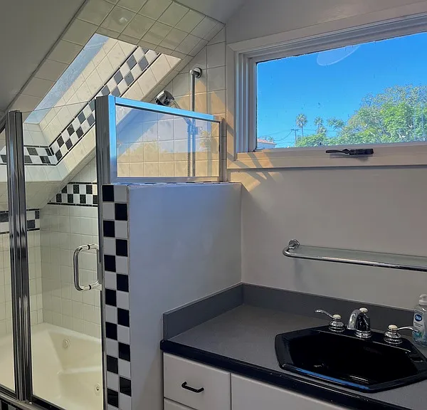 3516 Crown Point Dr — Photo 18
