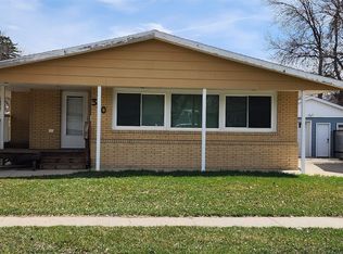 310 20th St NW, Minot, ND 58703