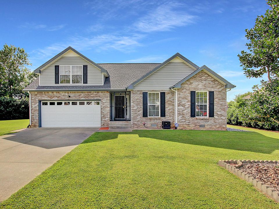 1st image of 3847 Benjamin Dr