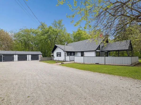 336 E Joliet Hwy, New Lenox, IL 60451