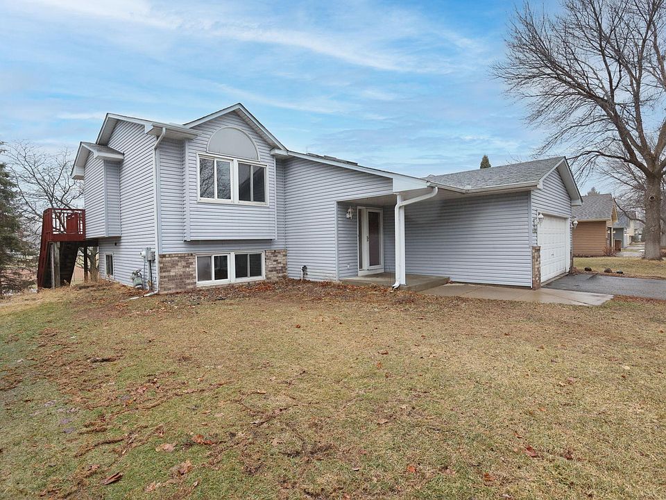 1st image of 10987 Brittany Dr N