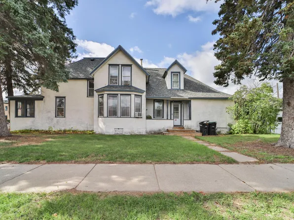 223 E Broadway, Little Falls, MN 56345