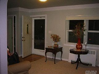 3rd image of 38 Greenlawn Blvd