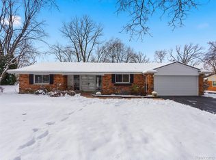 2950 Aspen Ln, Bloomfield Hills, MI