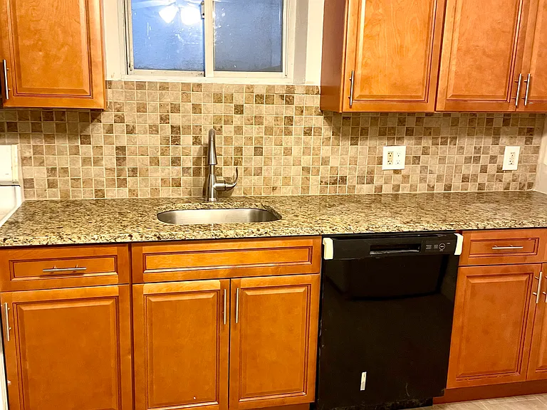 266 Gaston Ave #2 — Photo 21