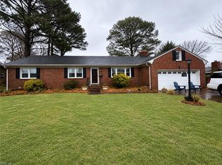 124 Conference Ct, Virginia Beach, VA 23462