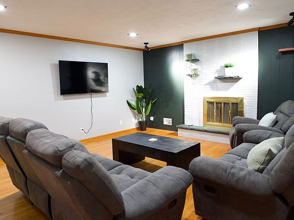 5th image of 2136 S 49th St