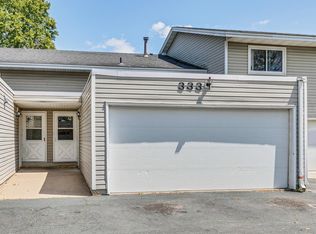333 Shawnee Trl, Shakopee, MN 55379