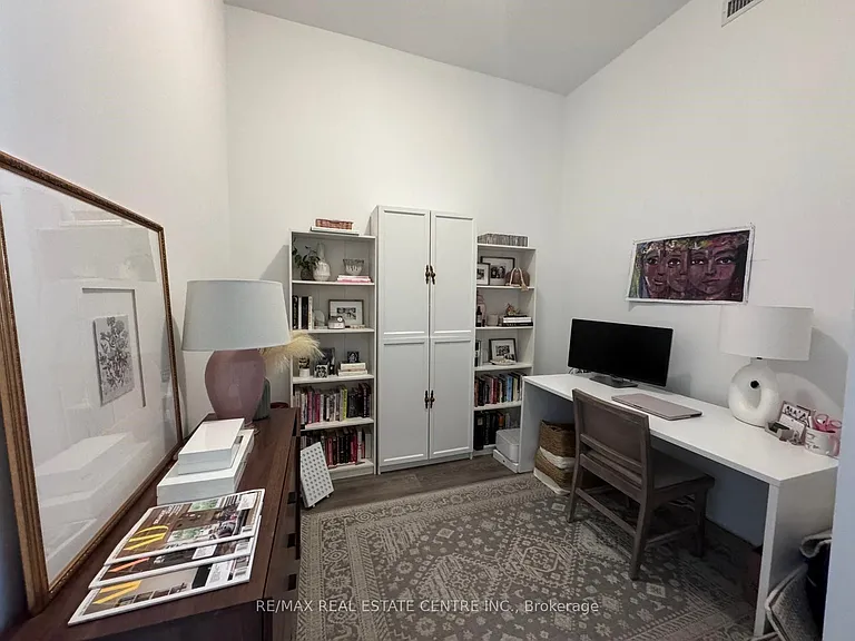 2481 Taunton Rd #308 — Photo 15