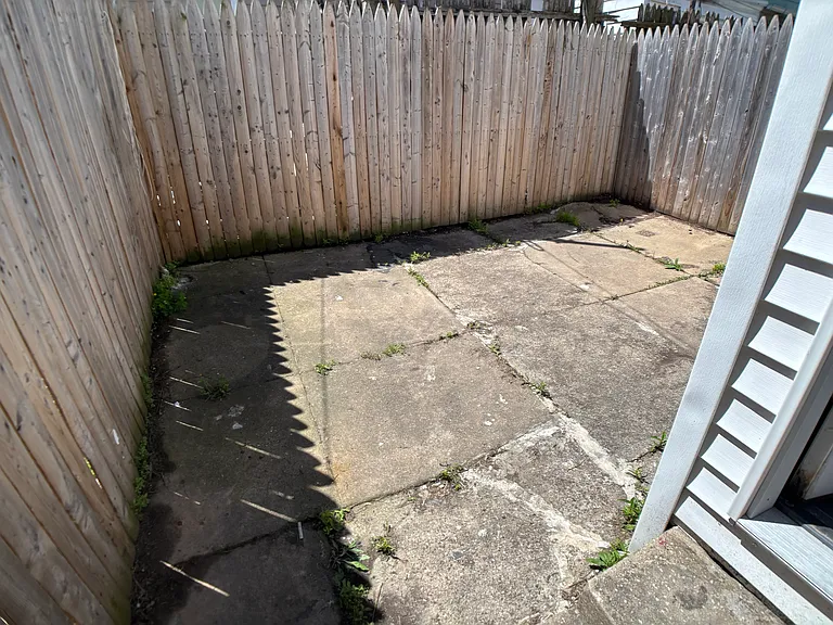 2054 E Ann St — Photo 17