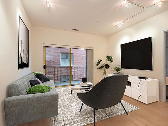 5th image of 1210 Chicago Ave APT 305A