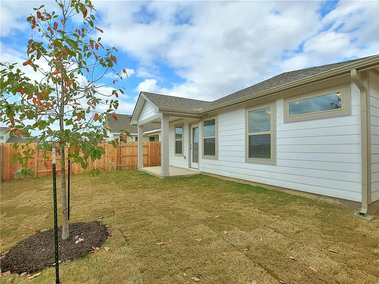 8205 Cottage Rose Dr — Photo 55