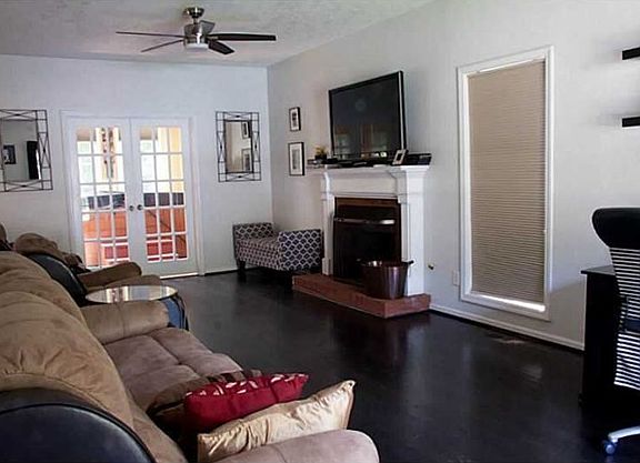 4th image of 7136 Big Woods Dr