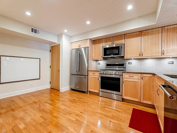 5th image of 415 Franklin Ave APT 2C