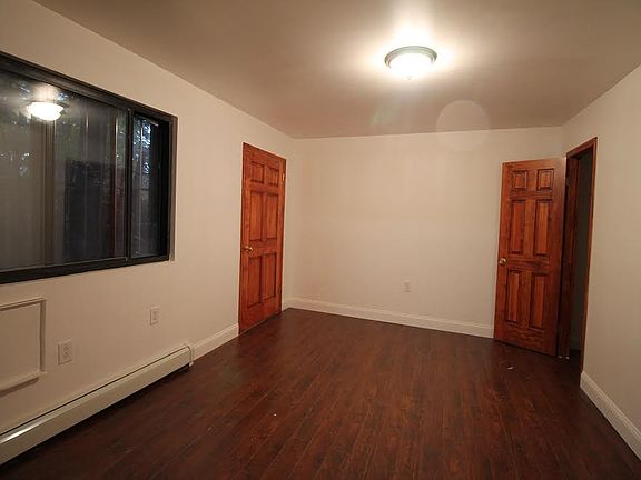 4th image of 2446 E 16th St