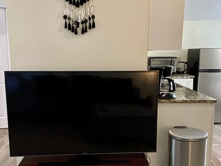 1350 Woodcrest Blvd #2A — Photo 4