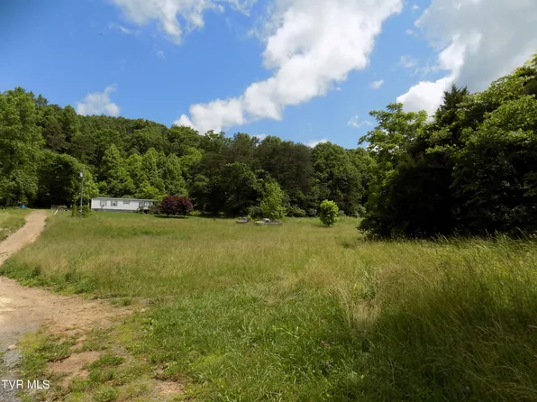 185 Price Rd, Rogersville, TN 37857