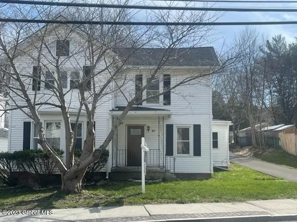 87 High Street, Hoosick Falls, NY 12090