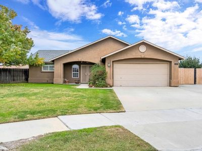 960 Geneva Dr, Lemoore, CA, 93245