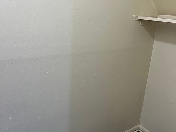 5th image of 644 S Allen Ave #4302073