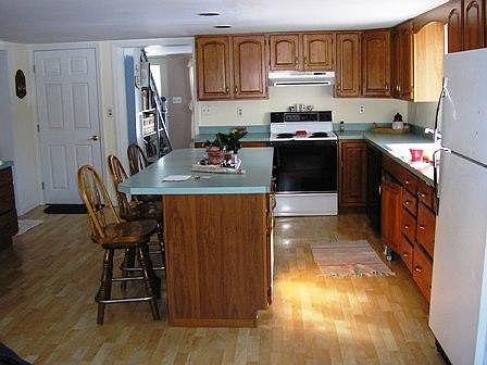 2nd image of 273 E Sterling Rd
