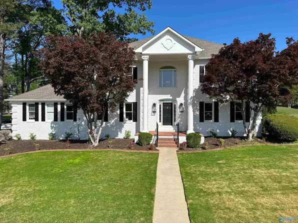 2410 Jade Pointe Dr SE, Decatur, AL 35603