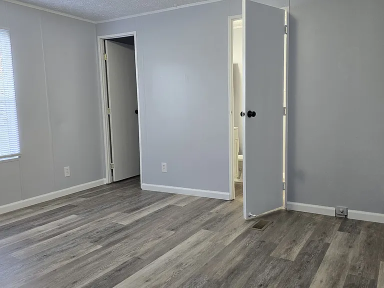 6121 Lucy St #3 — Photo 14