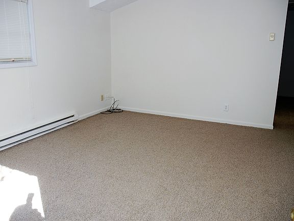 3rd image of 1404 Nelson Ave